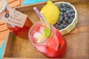 Blueberry Lemonade {www.dasweissevomei.com}