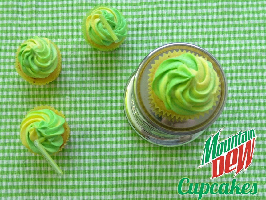 Mountain Dew Cupcakes {www.dasweissevomei.com}