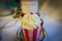 Red Velvet Cupcakes {www.dasweissevomei.com}