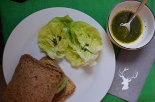 Riesen Champignon Sandwich & Omas Salat {www.dasweissevomei.com}